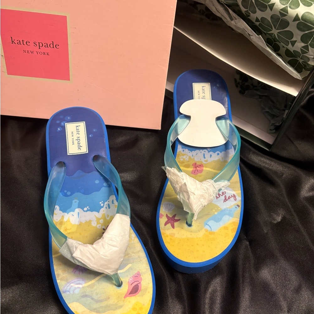 Kate Spade New York Rio Beach Scene Flip Flops